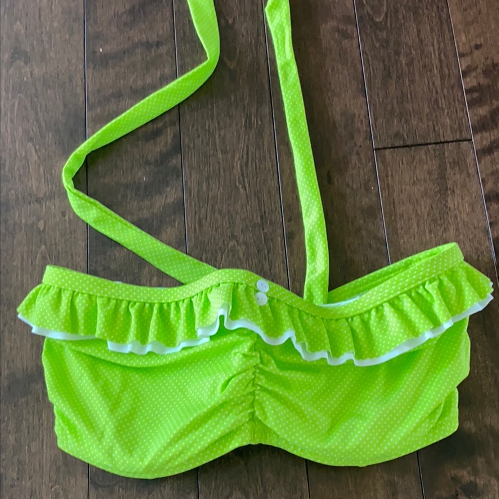 Freya swim top Sz 30GG new